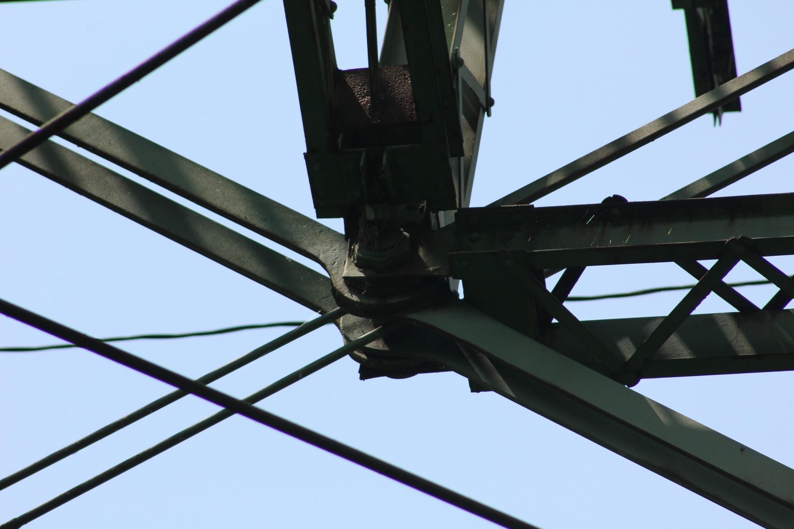 Mid connection, main span